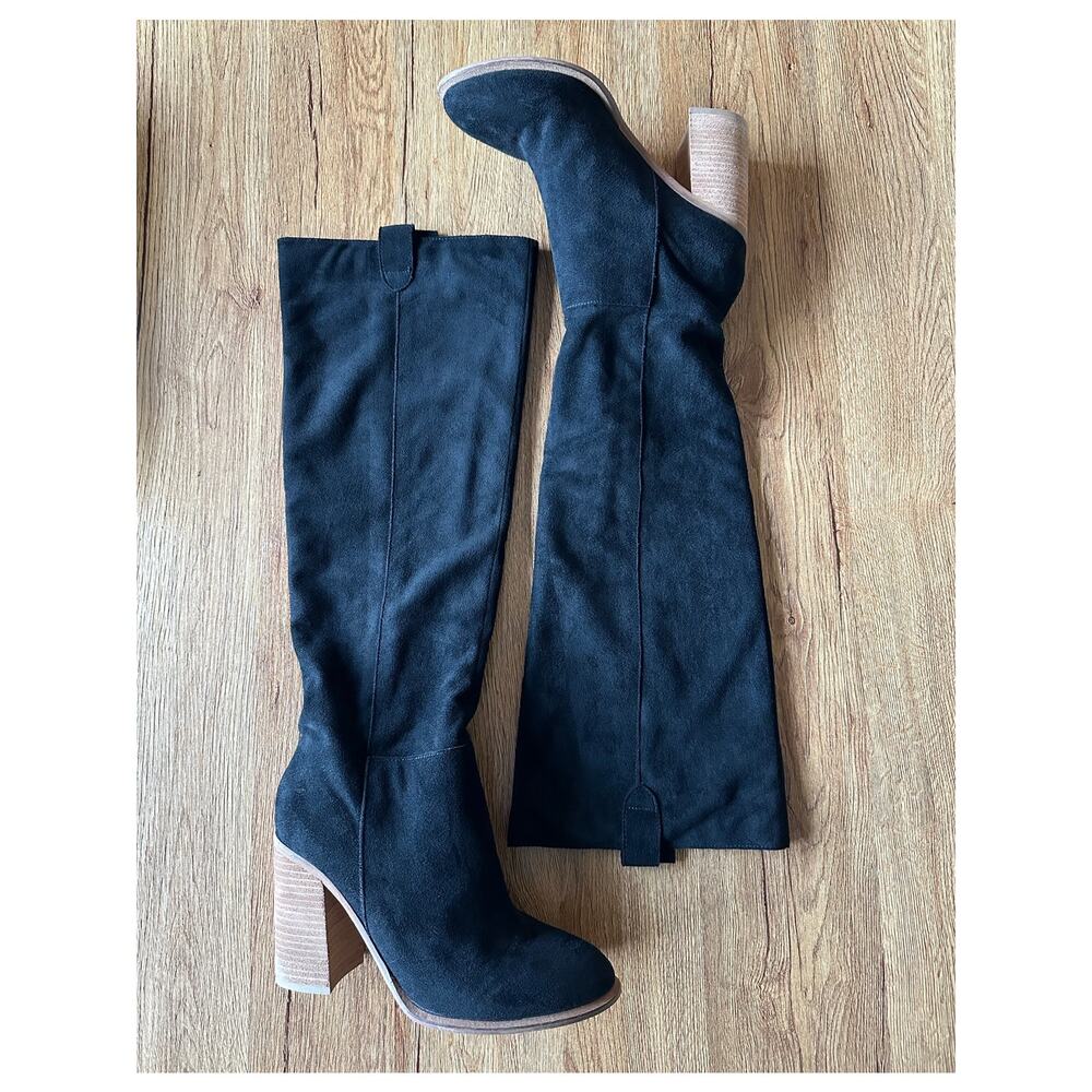 Mi.iM Knee High Block Heel Suede Boots Size 9